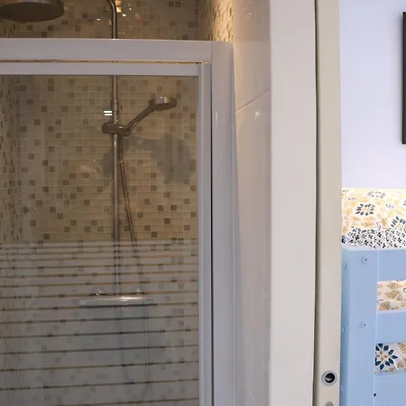 Croisette - Modern 2 Bdrs Location!